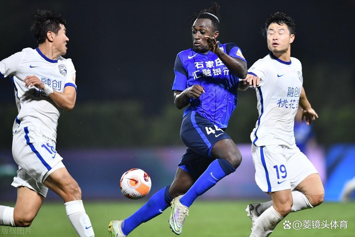 关于东海雄鹿队守住胜果泰山雄鹿队，田径半决赛上演裁判判罚引热议！外援联手发威的信息