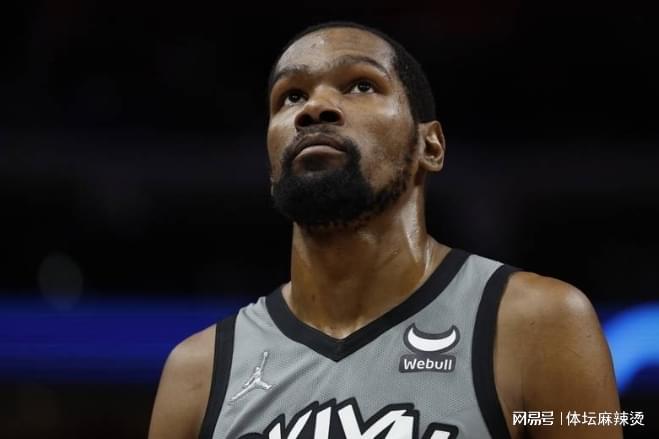 C罗在篮网比赛中战术调整，战术调整引发热议！的简单介绍